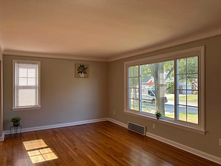 4854 Edsal Dr — Photo 29