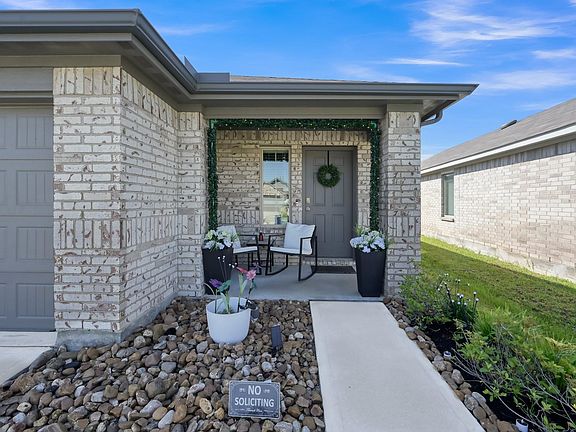 4th image of 2422 Silver Prairie Ln