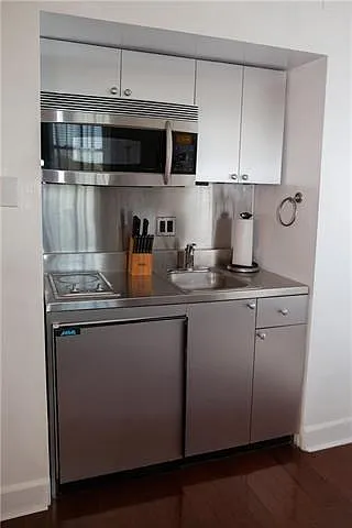 1205 Saint Charles Ave #706 — Photo 4