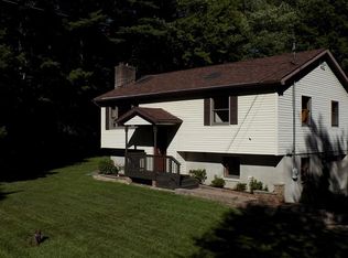 113 Balsam Ln, Milford, PA 18337