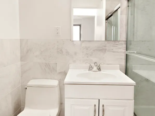 175 West 12th Street image 1 of 5
