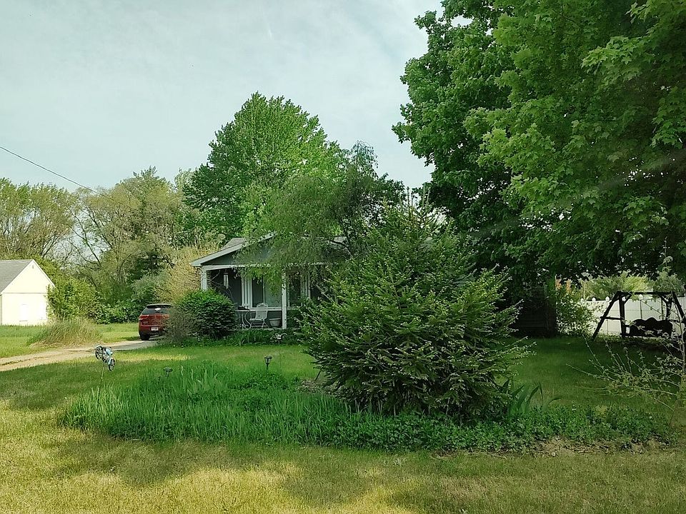 1st image of 6056 Sonny Ave
