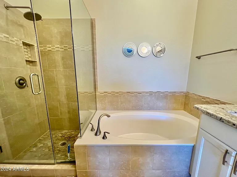 19475 N Grayhawk Dr #2002 — Photo 27