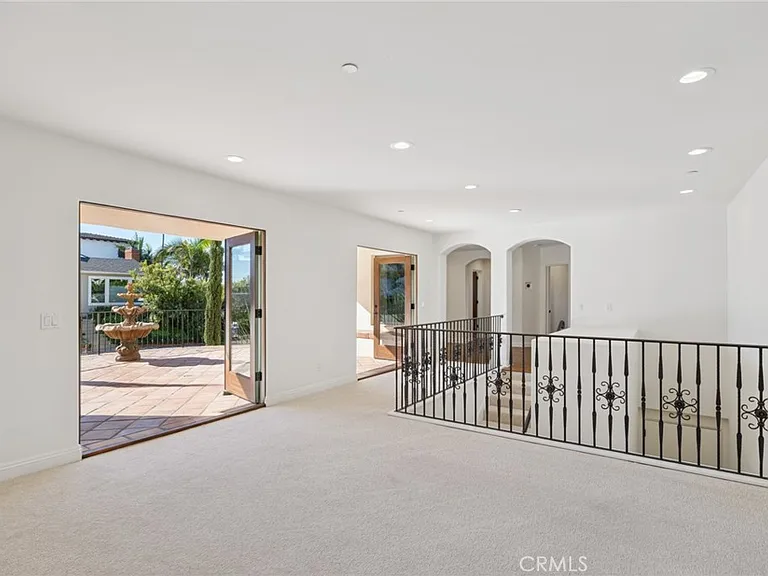 1699 Calle De Los Alamos — Photo 22