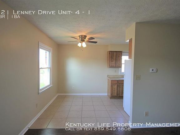 4th image of 421 Lenney Dr APT 4