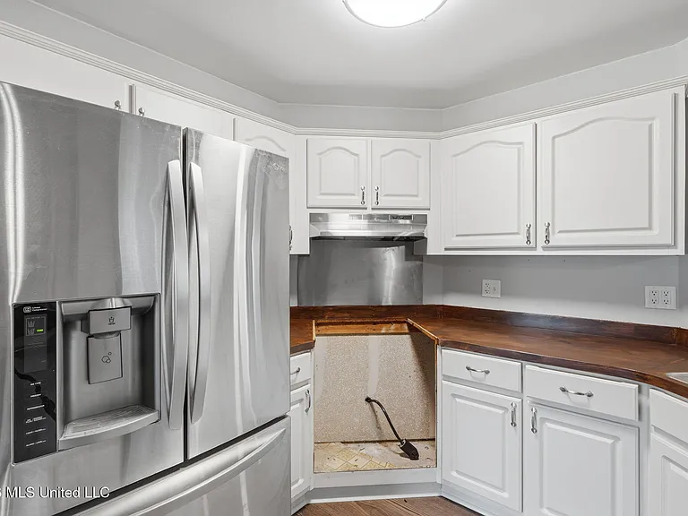 8505 Mermaid Ave — Photo 9