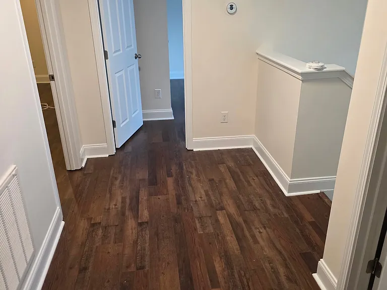 466 Carriage House Ln — Photo 20
