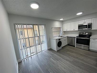 2nd image of 4409 Treehouse Ln APT 24E