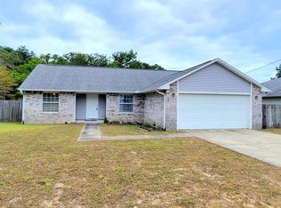 319 Austin Ave, Mary Esther, FL 32569