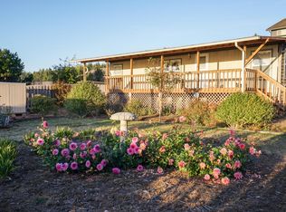 970 SW Tara Ln, Waldport, OR 97394