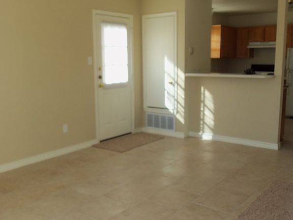 5th image of 4505 Alan Kent Dr APT A