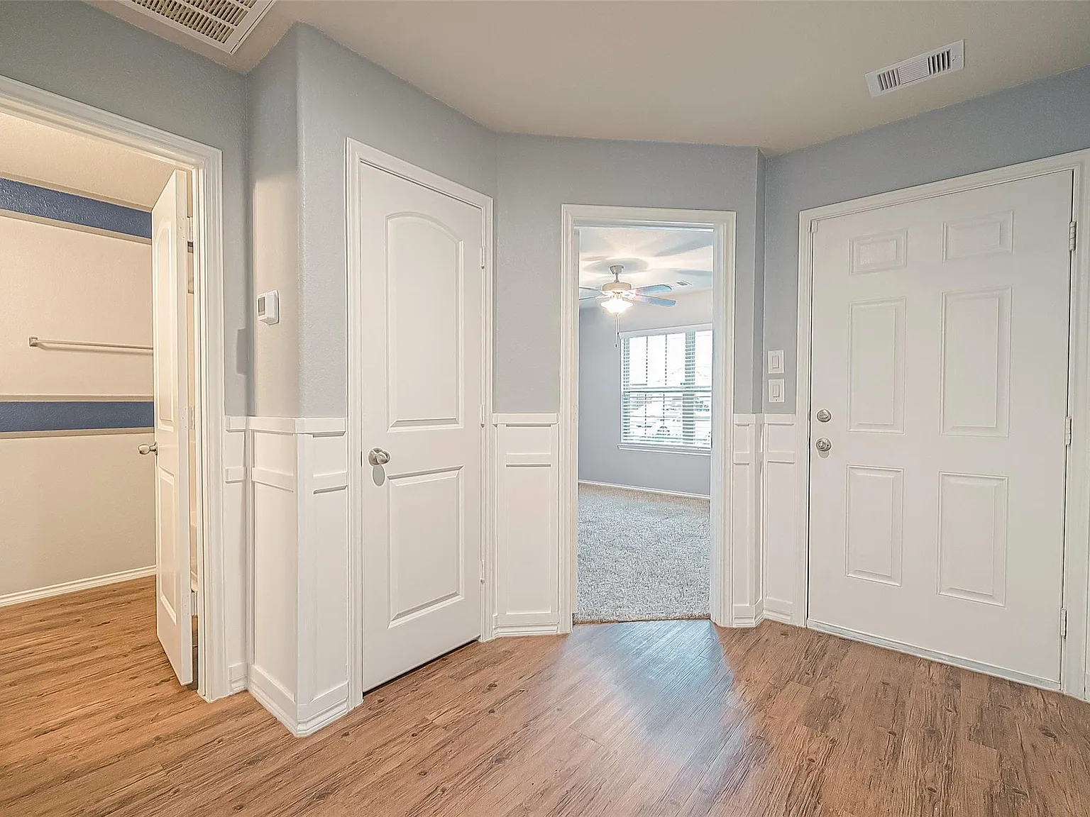 3 bed, 2.0 bath, 1516 sqft, $1,950 — Photo 4