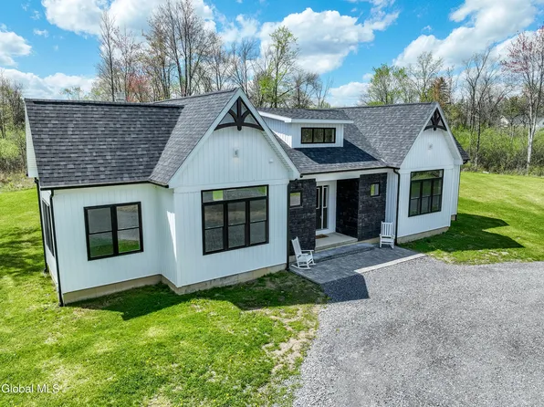 45 Onderdonk Road, Glenville, NY 12302