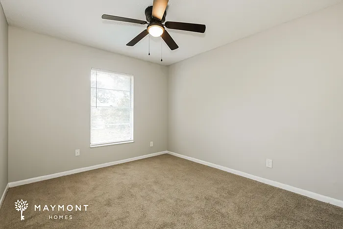 14635 State St — Photo 12