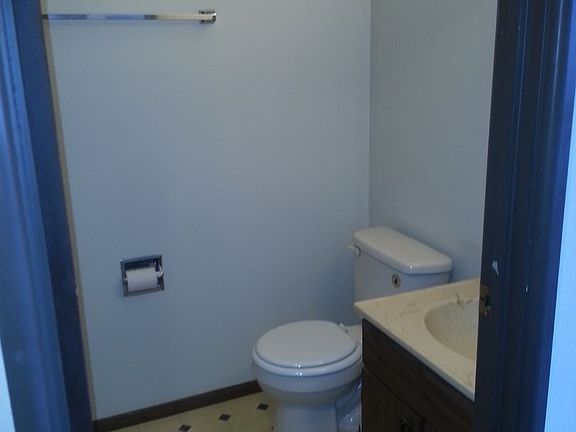 5th image of 250 21st St NW APT 10