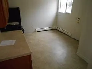 3234 W Fairview Pl #4 — Photo 4