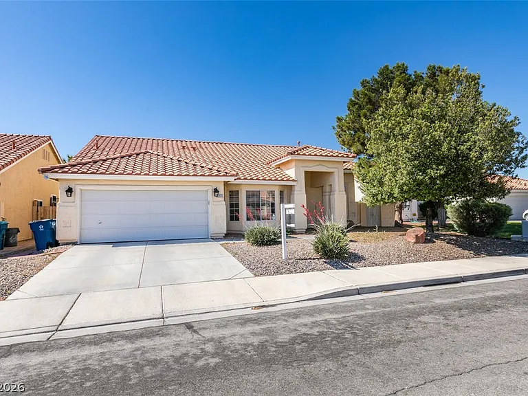 6405 Steamship Ct — Photo 2