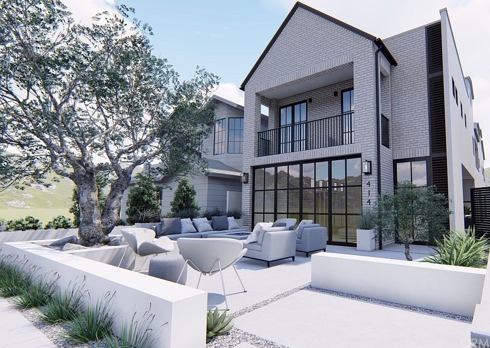 2nd image of 414 Orchid Ave