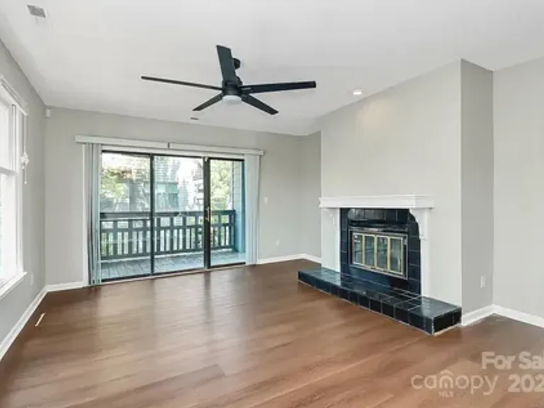 9035 J M Keynes Dr #39 — Photo 4