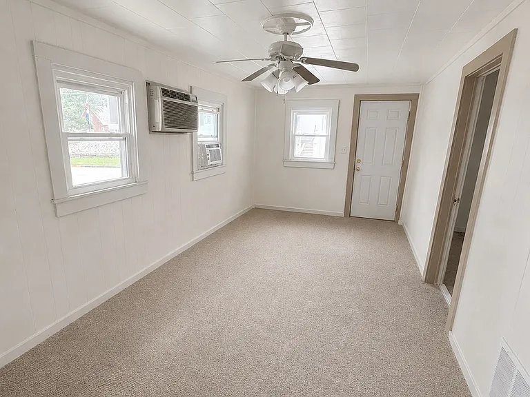 408 N Ohio St #C — Photo 1