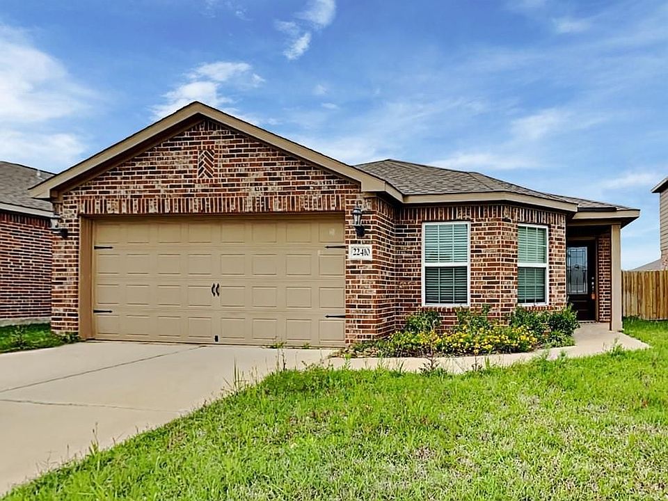 1st image of 22410 Bauer Canyon Dr