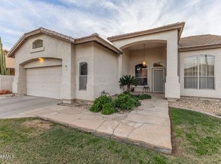 1142 N JOSHUA TREE Lane, Gilbert, AZ 85234