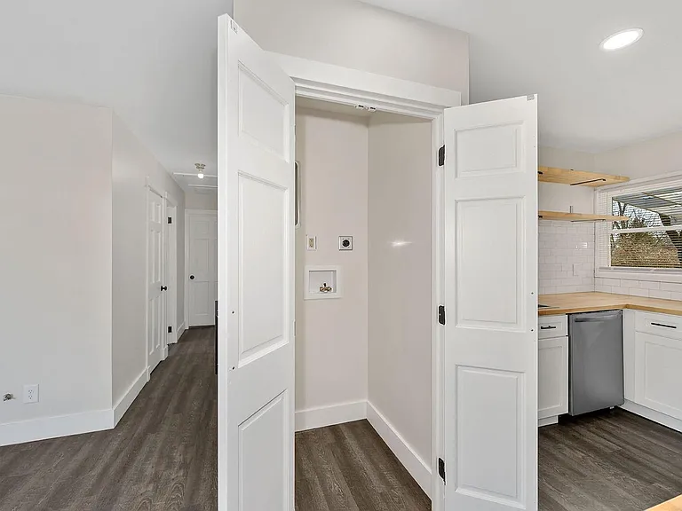1117 Sunrise Dr — Photo 5