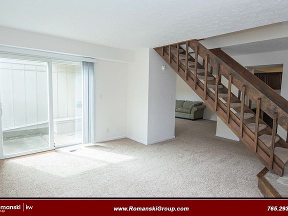 3rd image of 238 W Navajo St
