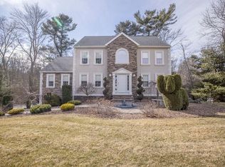5 Crystal Dr, Berkley, MA 02779