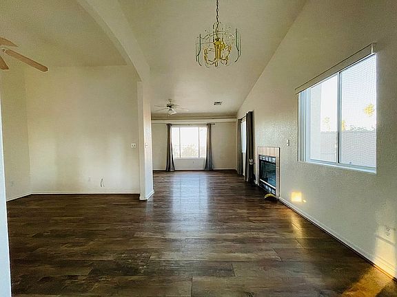 Den / Living room