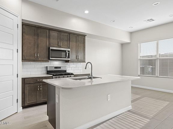5th image of 17054 N 50TH Way