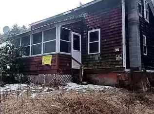 36 Sand Hill Rd, Keeseville, NY 12924