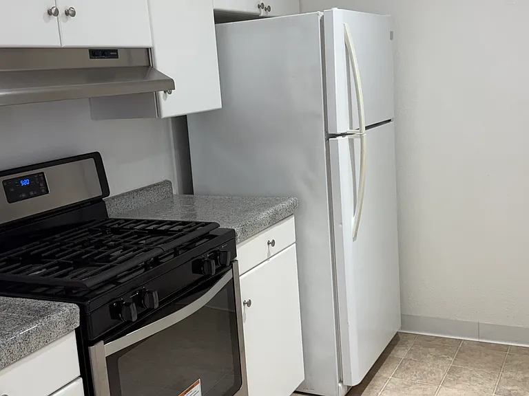 12113 Culver Blvd #1/2 — Photo 4