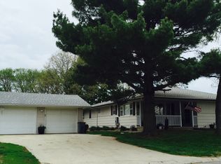 309 West St, Hamburg, IA 51640