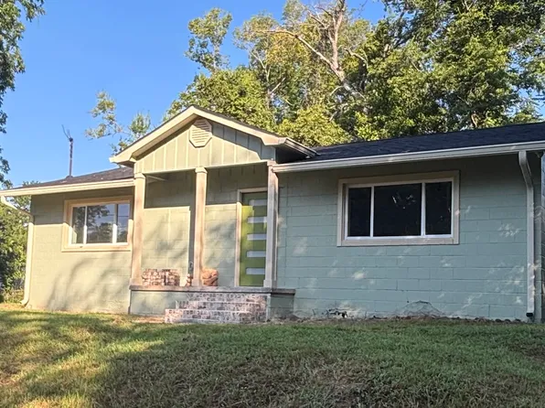 1473 Calhoun Street Ln, Macon, GA 31201