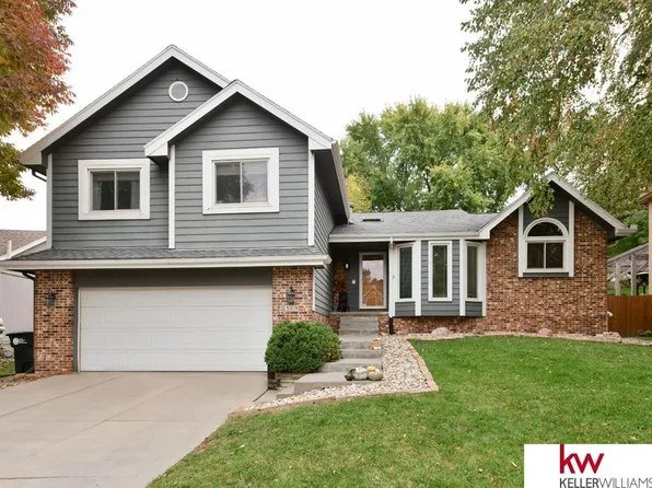 319 N 162nd St, Omaha, NE 68118