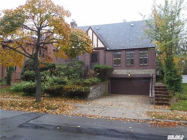 1st image of 17558 Grand Central Pkwy
