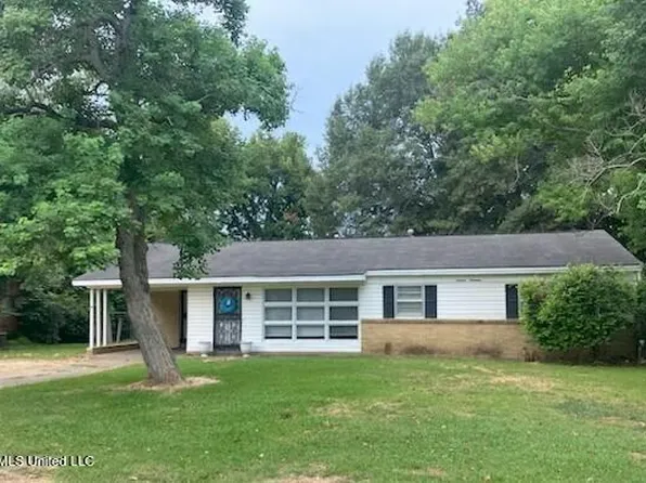1619 Steen Dr, Clarksdale, MS 38614