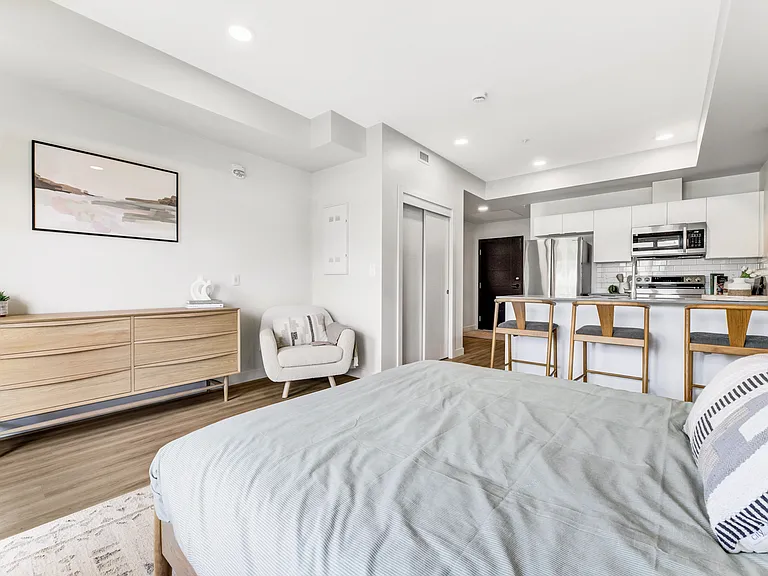 5394 Admiral Girouard St NW — Photo 35