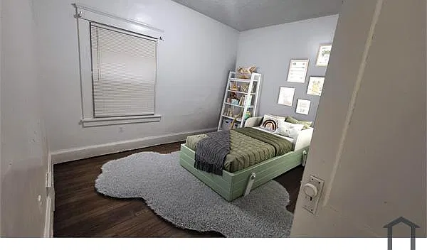 3 bed, 1001 sqft, $1,137 — Photo 3