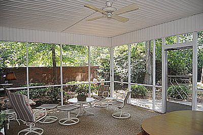Screened-In Patio