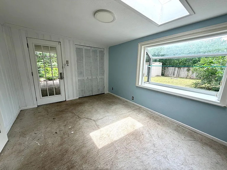 414 Olney Dr — Photo 13