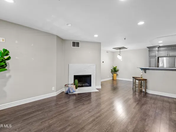 631 Oak Run Trl #Tl203, Oak Park, CA 91377