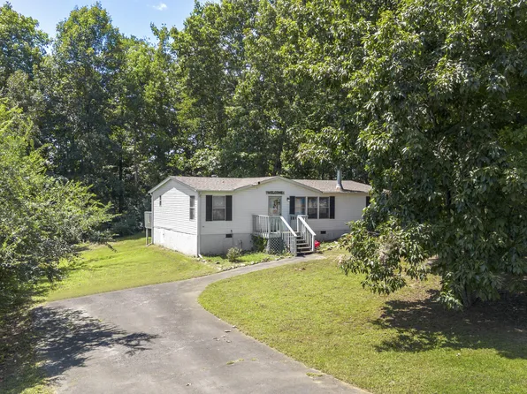 210 W Meadows Ln NE, Cleveland, TN 37312