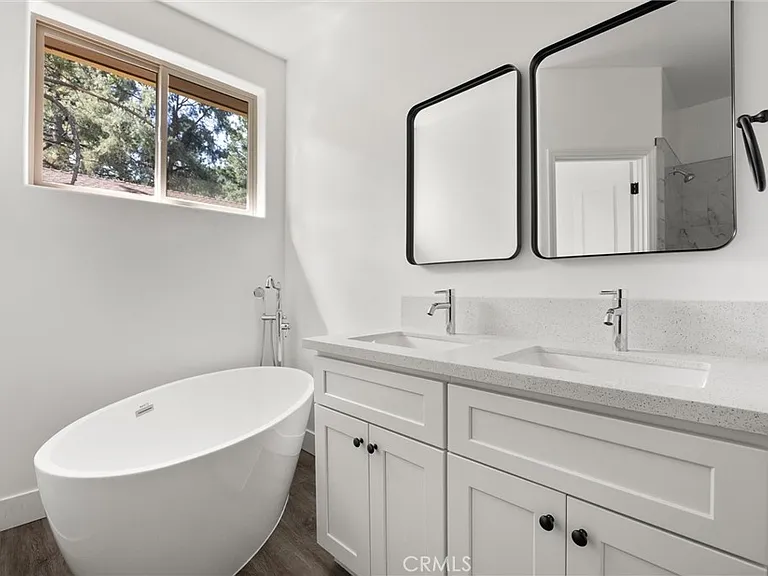 1813 Woodland Dr — Photo 27