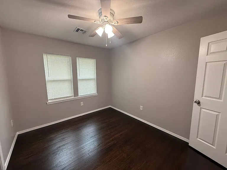 4128 S 32nd West Ave — Photo 18