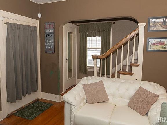 4th image of 126 Gage Ave