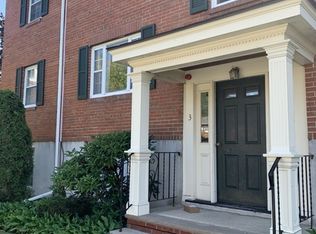 6 Harris Cir APT 2, Arlington, MA 02474