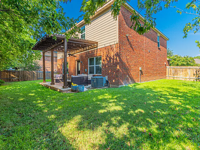 1313 Briercrest Dr — Photo 80