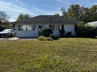 3 Grafton Ave, Ewing, NJ 08618